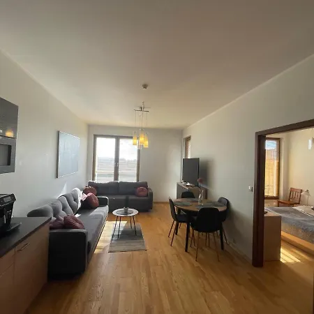 Royal Olympic Park By The - Gym & Kids Playroom Apartmán *